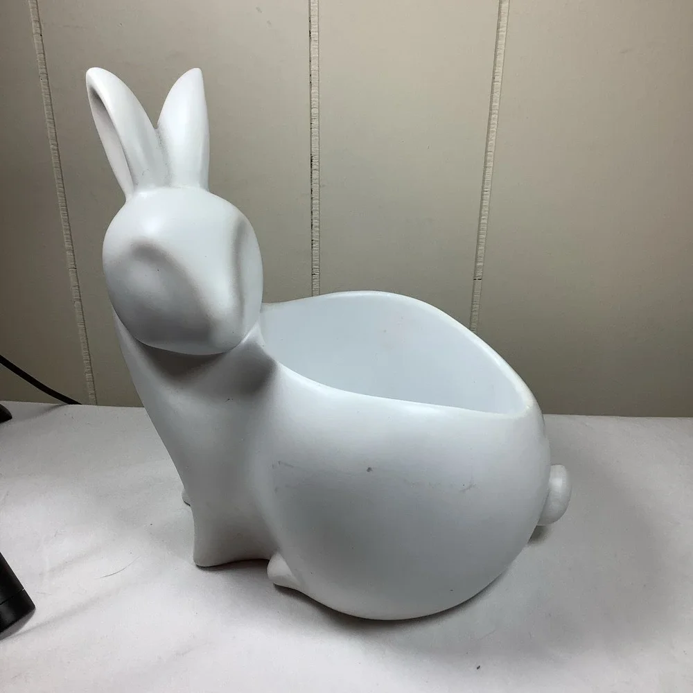 Yankee Candle White Ceramic Rabbit Easter Bunny Shaped Planter Holder